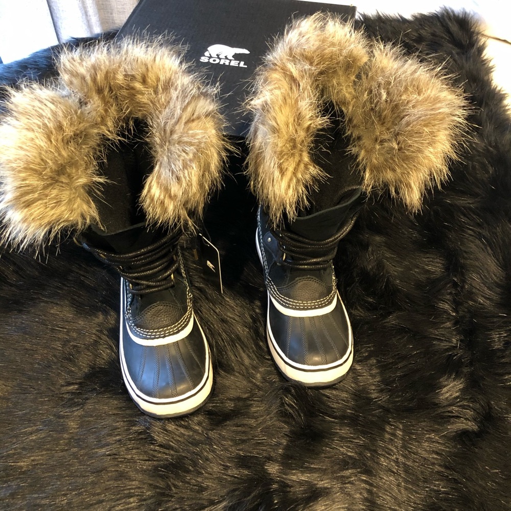 Sorel Joan of Arctic waterproof boots